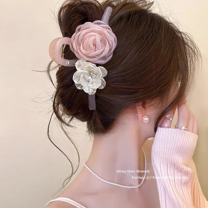 网纱山茶花朵抓夹女高级感2025新款后脑勺头花发夹大号发卡子头饰