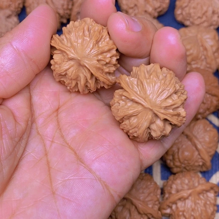 【闪购商品】文玩核桃吊坠野生苹果35