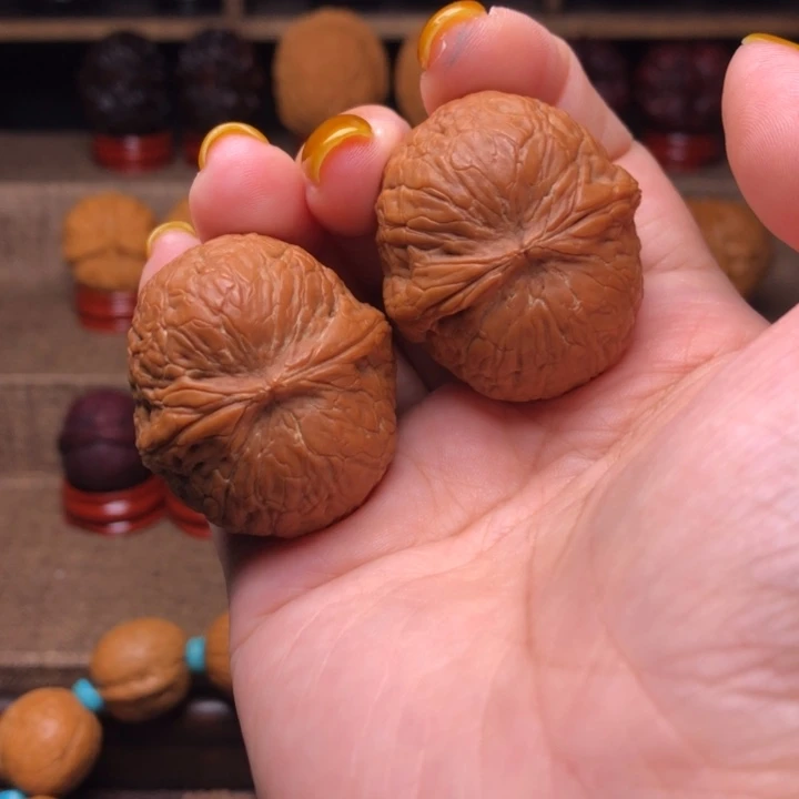 把件橄榄核18新核铁锤妹妹36尺