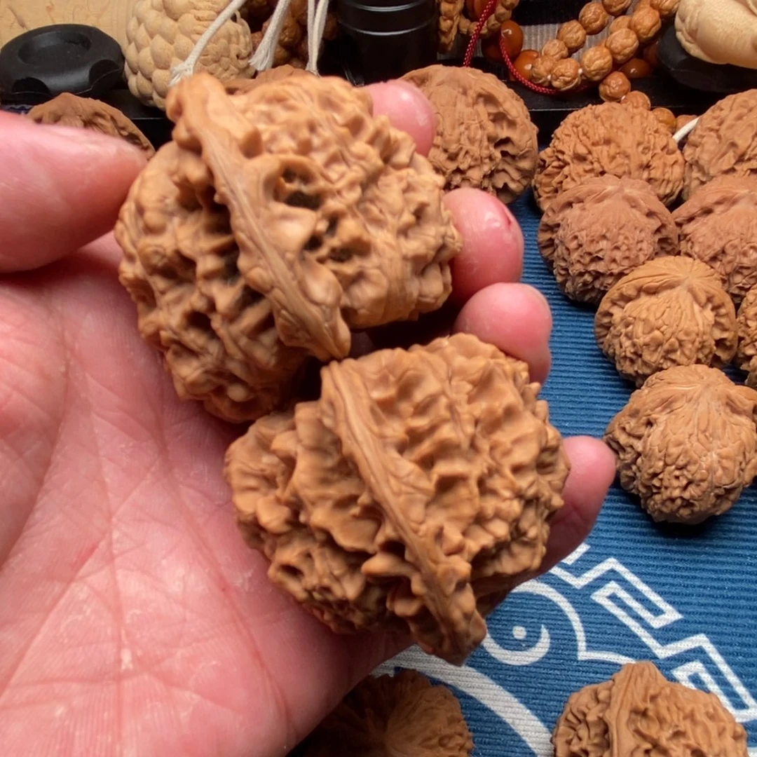 文玩核桃把件官帽