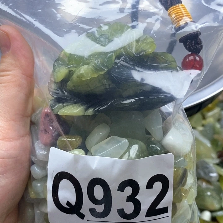 蛇纹石玉未镶嵌鱼缸石