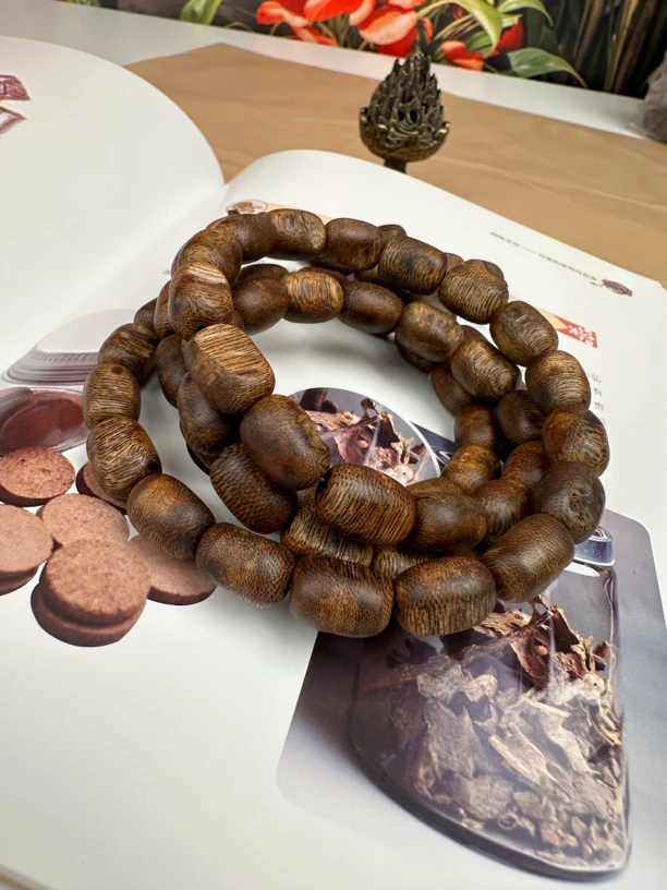 海南沉香白棋1.0开窗留疤多圈多样性发其一