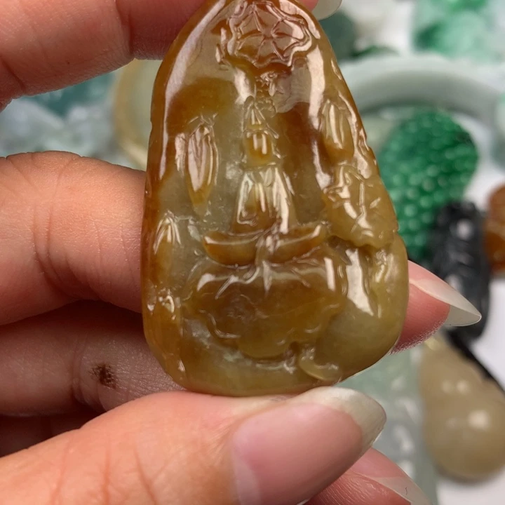 颈饰未镶嵌翡翠翡翠