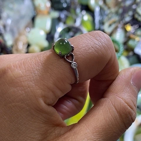 岫玉戒指未镶嵌一个