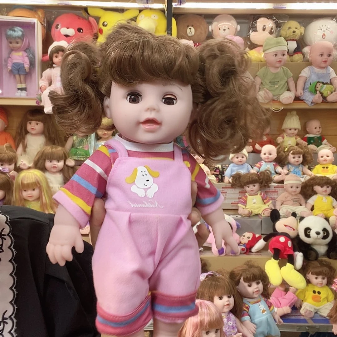 塑料软糖胶娃娃玩具