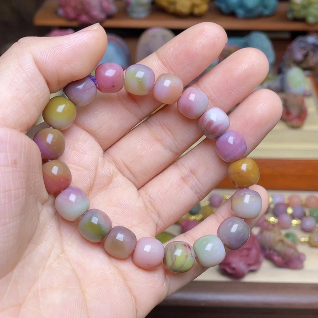 丢***丢玛瑙/玉髓未镶嵌珠宝半成品盐源玛瑙福利老型