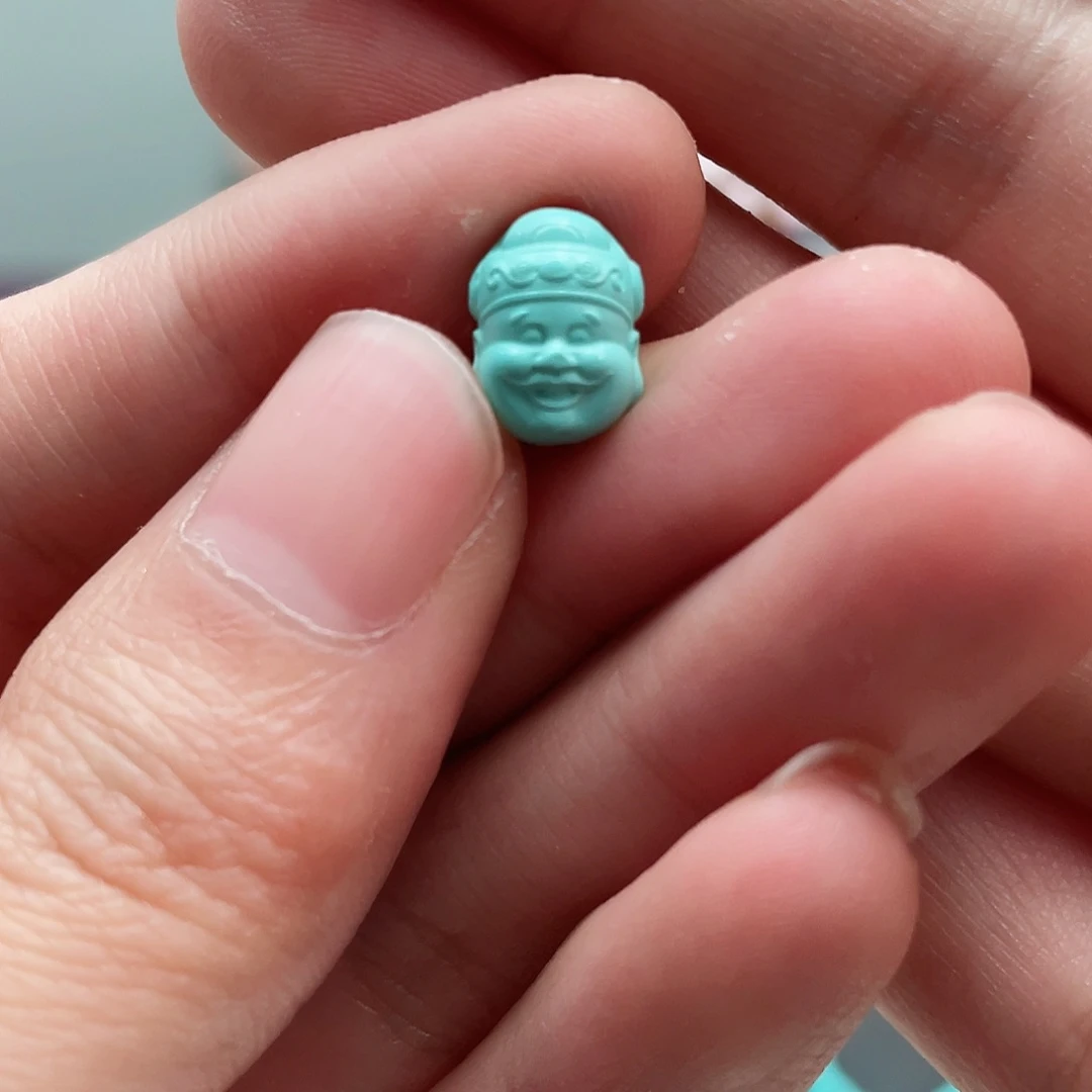 绿松石颈饰未镶嵌