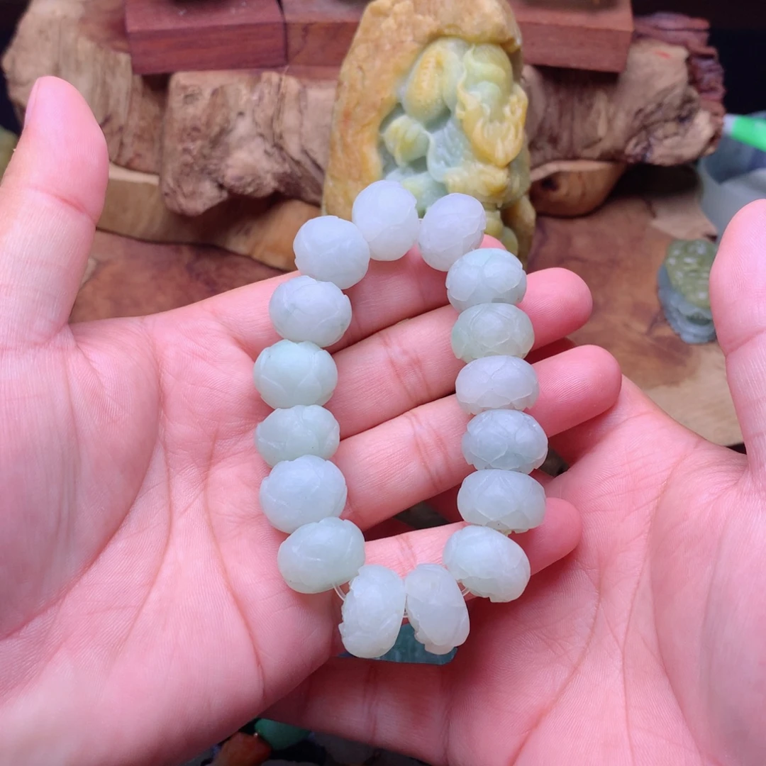 定制翡翠未镶嵌翡翠