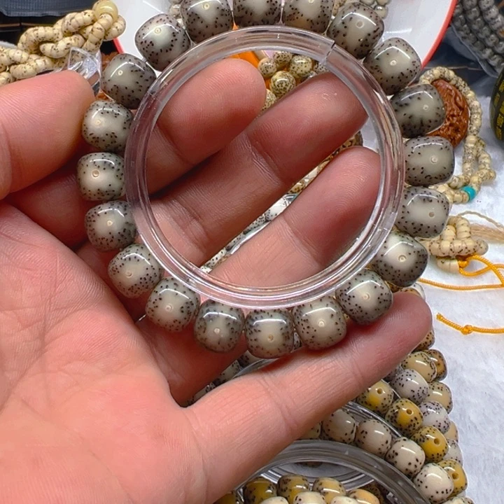 手串星月菩提11糯冰大眼睛