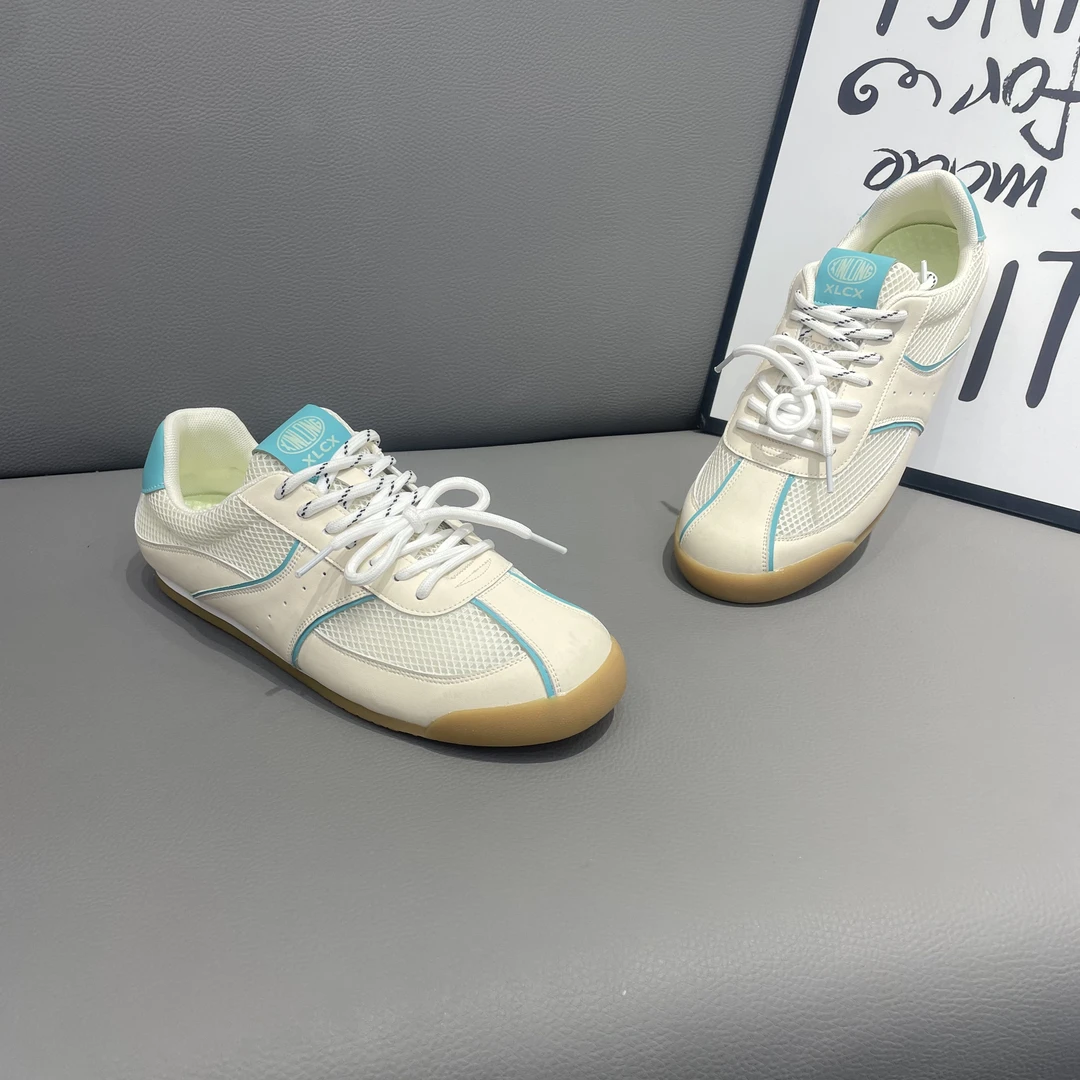 德训鞋男2025年春夏新款复古休闲运动小白鞋轻便潮鞋板鞋纯色百搭