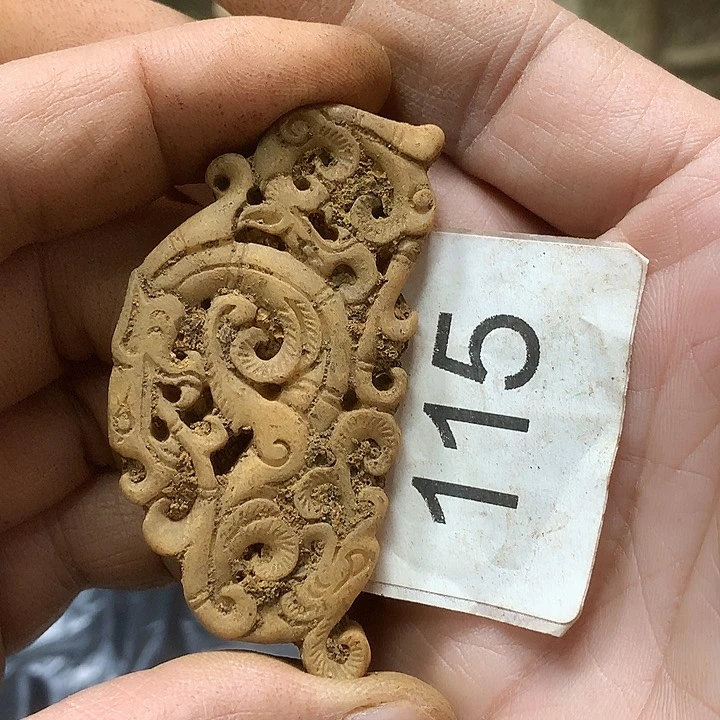 未镶嵌和田玉挂件