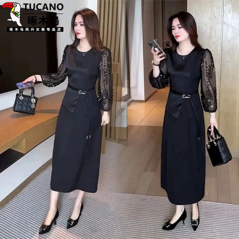 啄木鸟新款女装显瘦潮流减龄收腰百搭连衣裙长袖春秋季