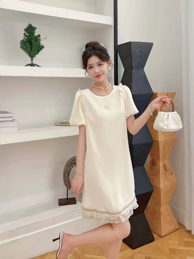显瘦减龄小香风连衣裙