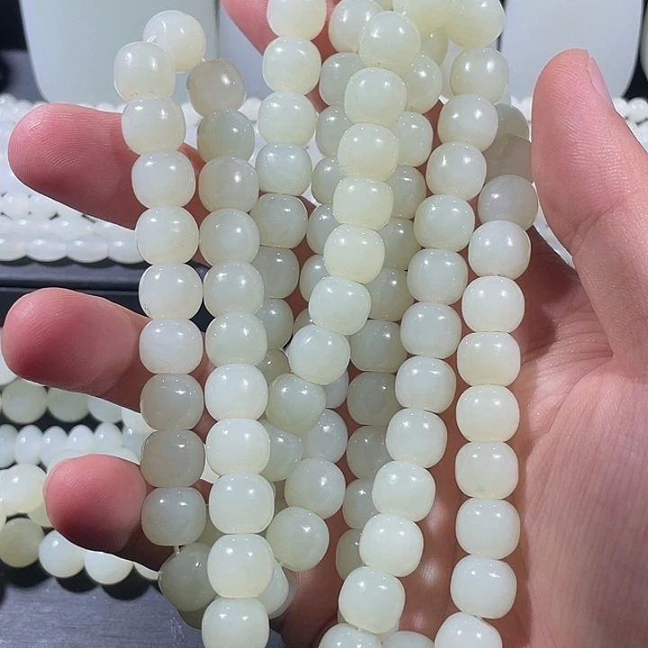 和田玉未镶嵌吊坠(不含链)项链、卡10