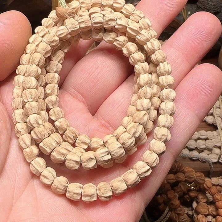 壮***妈柏香籽/百香籽吊坠
