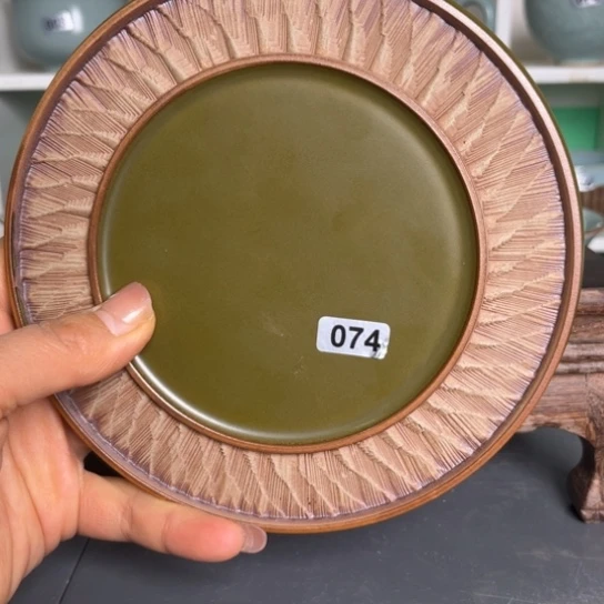 杯074重工茶叶末壶承外径17cm底部小白瑕点裸发