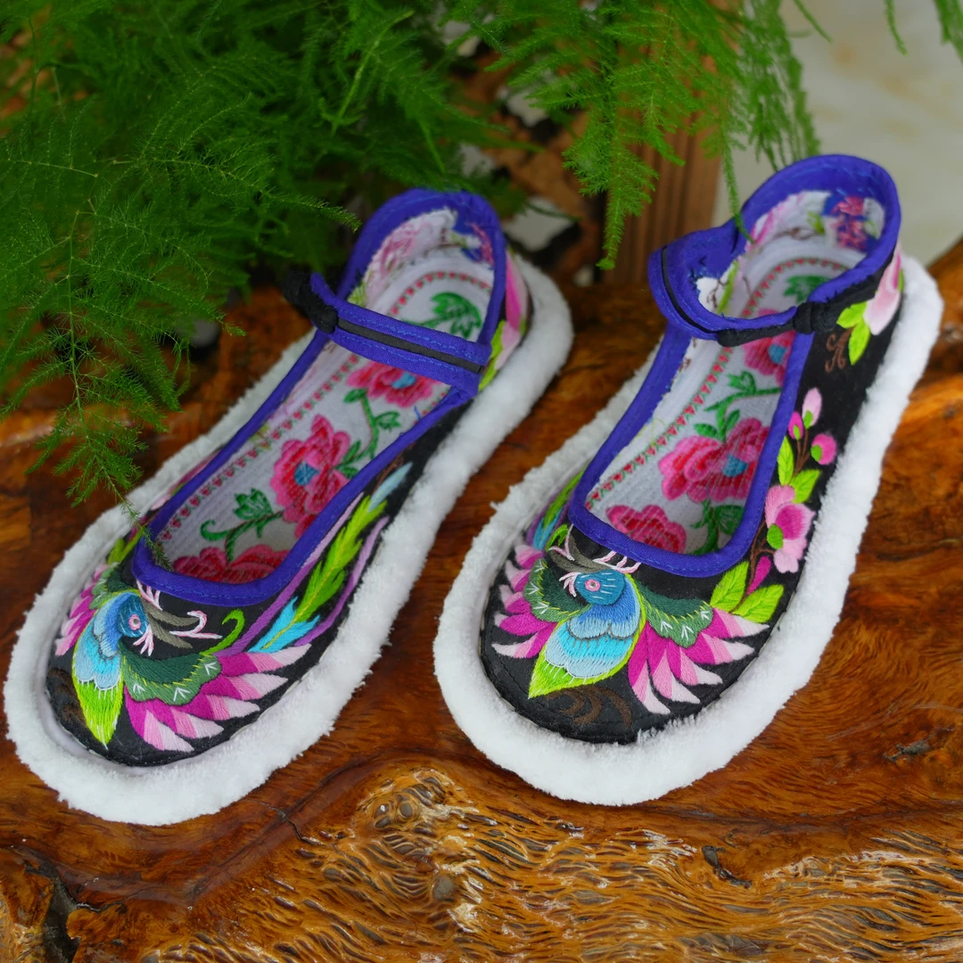 37码喜鹊蓝花毛边千层底纯手工绣花鞋