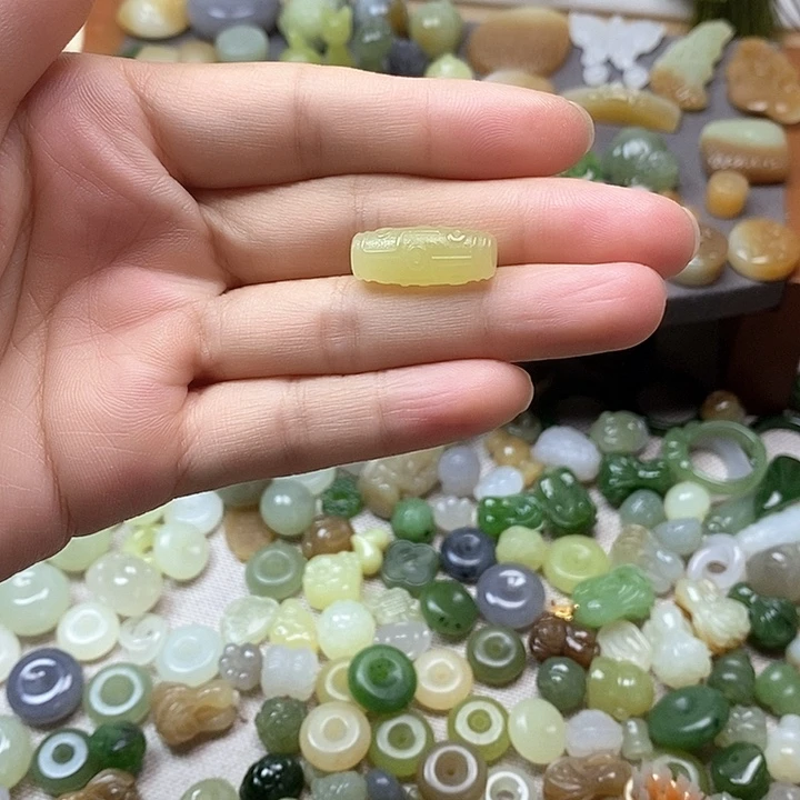 未镶嵌和田玉挂件