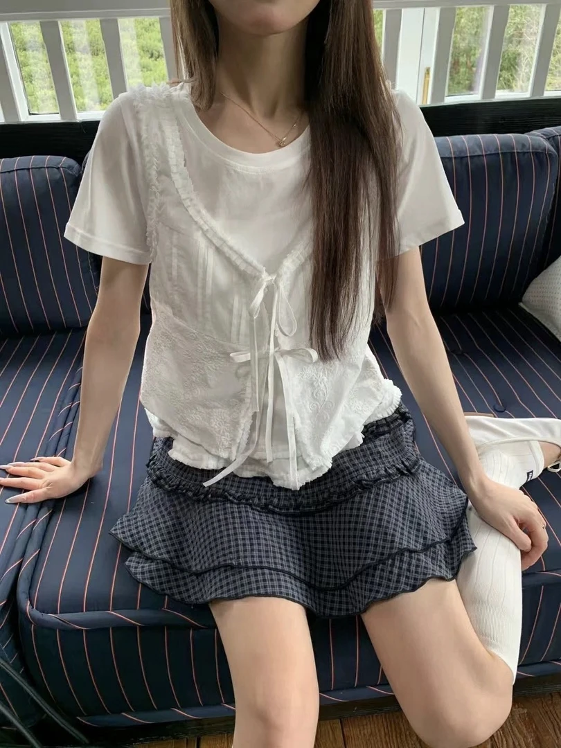 《温婉》2025蓉蓉家夏季新款韩版圆领刺绣马甲+白色花边T恤两件套