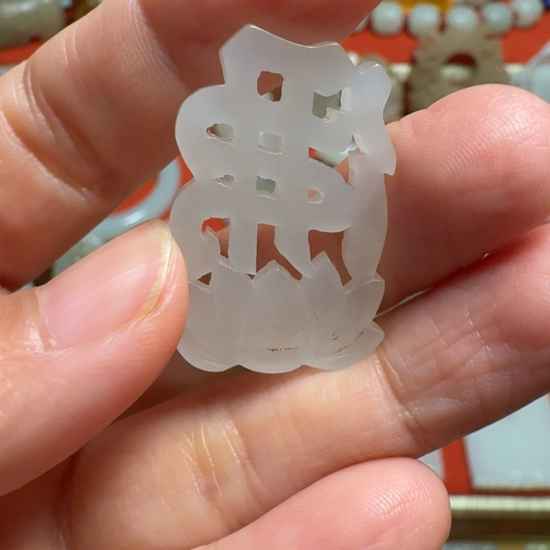 和田玉（糖玉）未镶嵌挂件