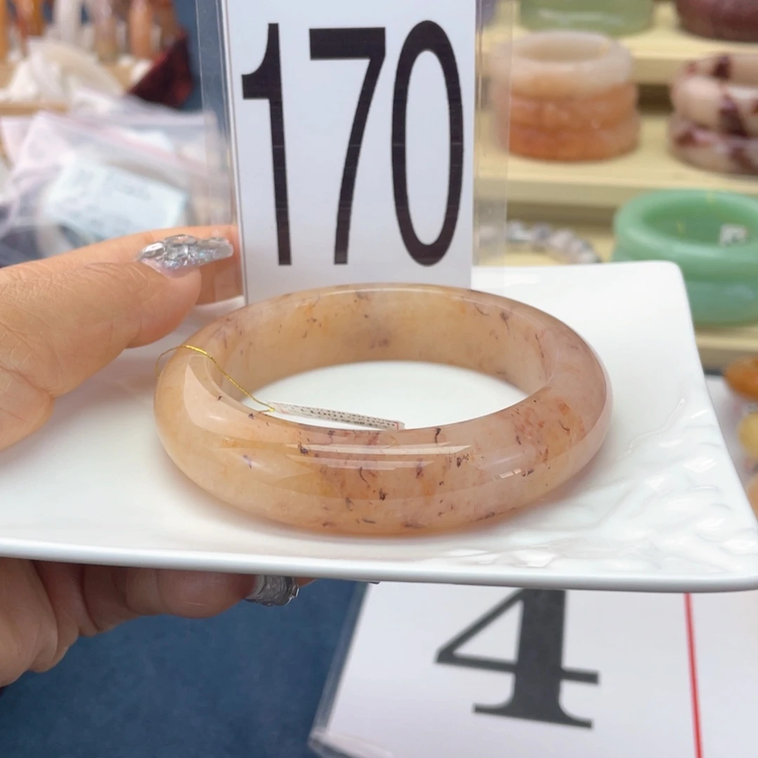 石英质玉未镶嵌手镯62圈