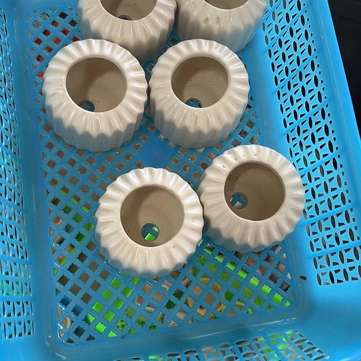 微瑕陶瓷花盆满9.9发