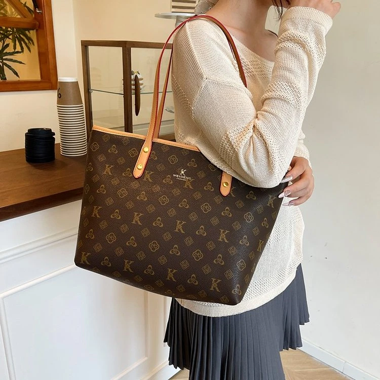 新款时尚单肩包经典印花托特包大容量休闲包2005咖