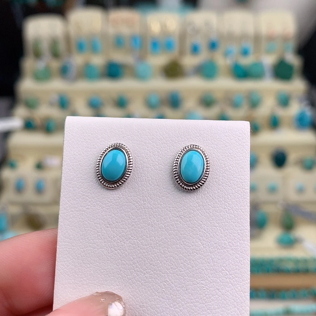 绿松石未镶嵌耳饰