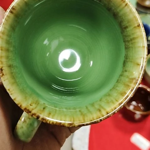 夏***奶瓷片盘子，碗，瓶子，沙锅，茶壶，微瑕疵！