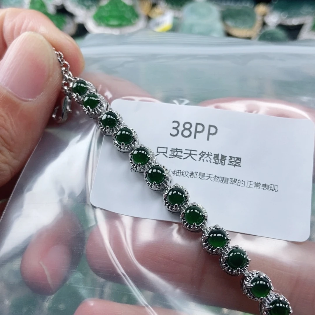 【闪购商品】颈饰未镶嵌翡翠