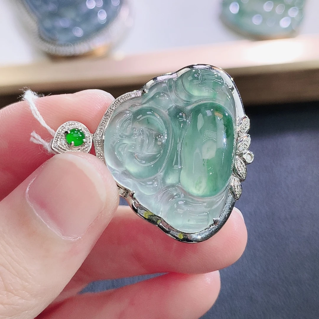 翡翠18K金镶嵌挂件翡翠