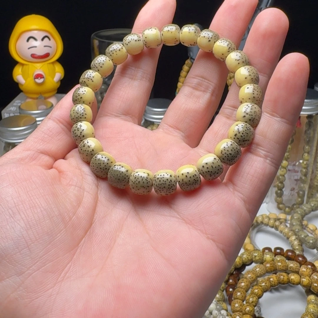 故***人手串星月菩提绿包白河豚单圈