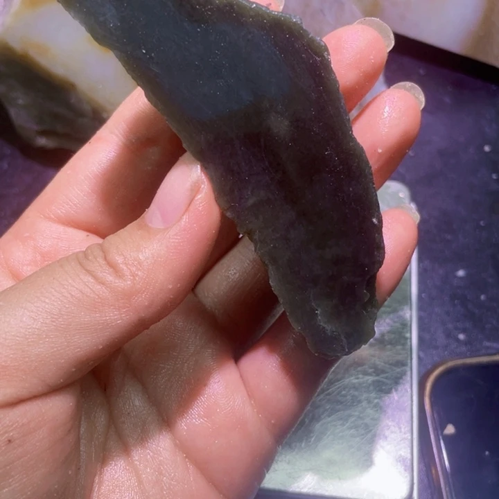 和田玉未镶嵌珠宝半成品