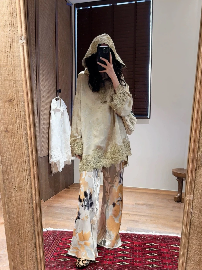 金禾【金禾专属】春季新款慵懒风蕾丝拼接提花连帽上衣3095