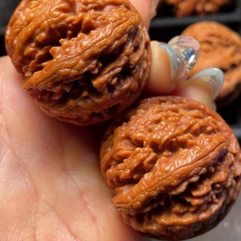 文玩核桃吊坠秦岭山脉核桃