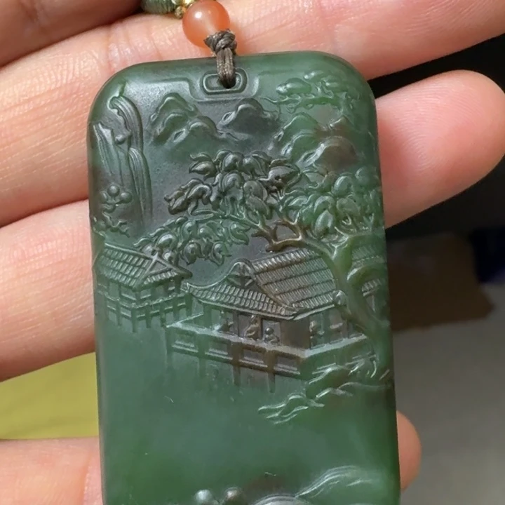 和田玉未镶嵌颈饰红皮山水牌2