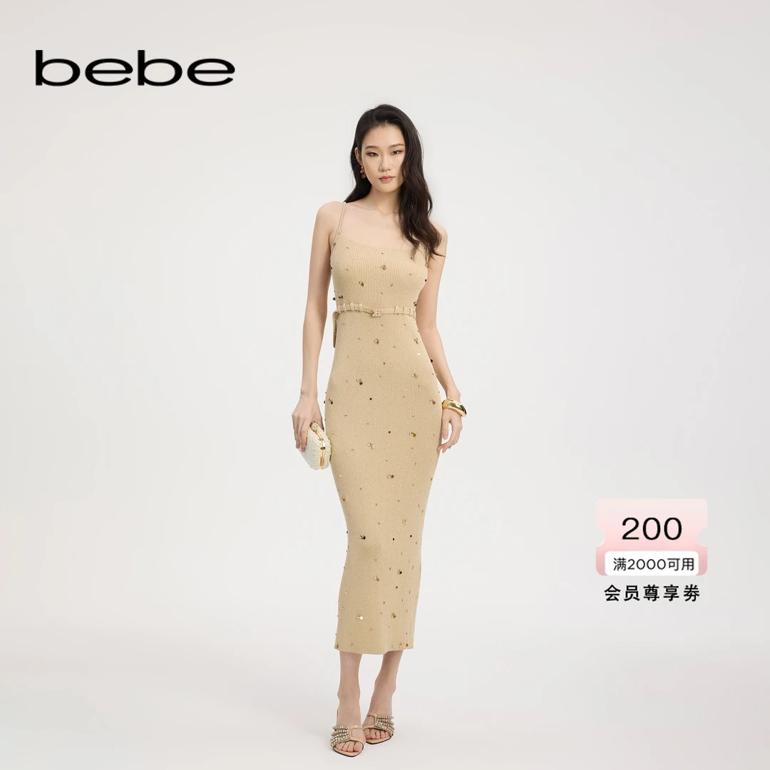 【明星同款】bebe2025女士腰带开衩吊带长款针织连衣裙230904