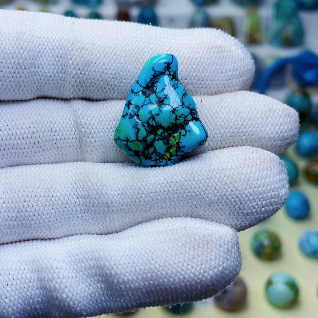 绿松石未镶嵌随形