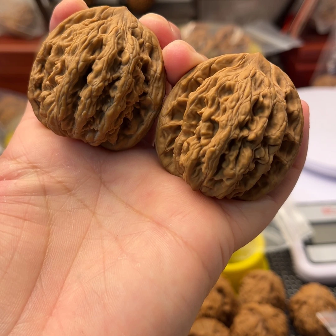 文玩核桃把件@****.虎头