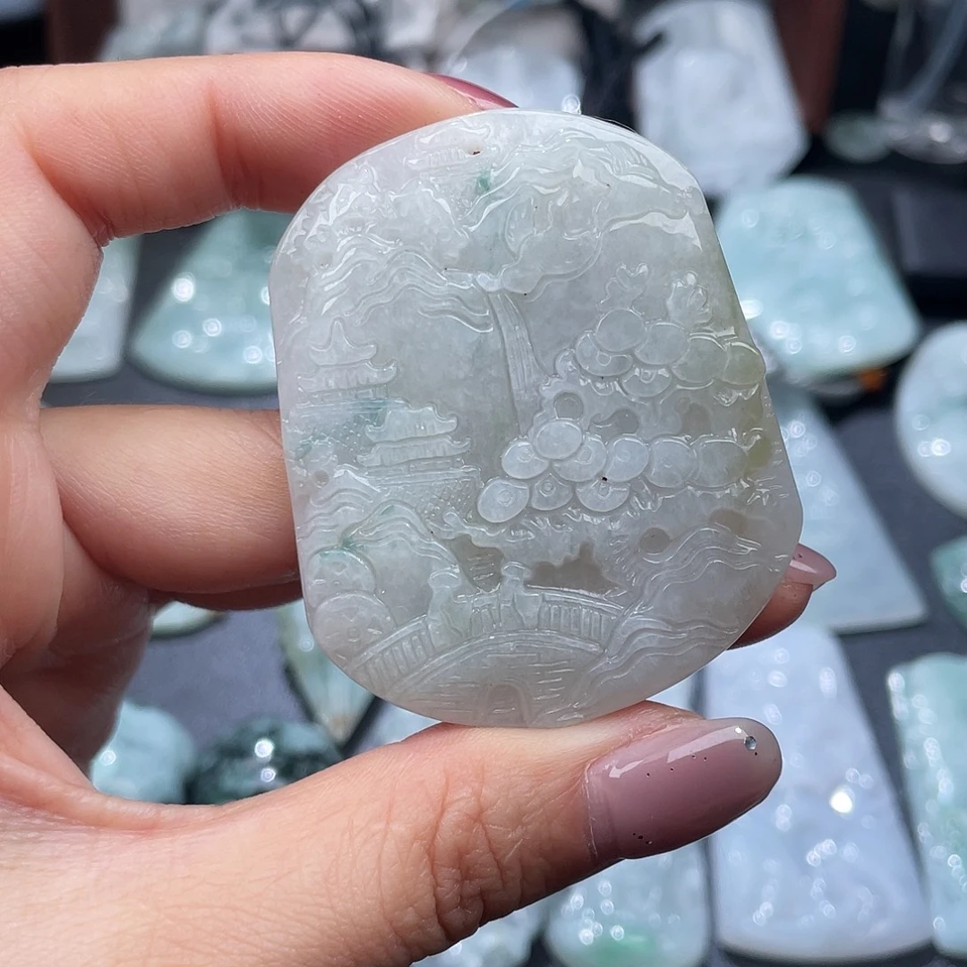 翡翠未镶嵌颈饰翡翠