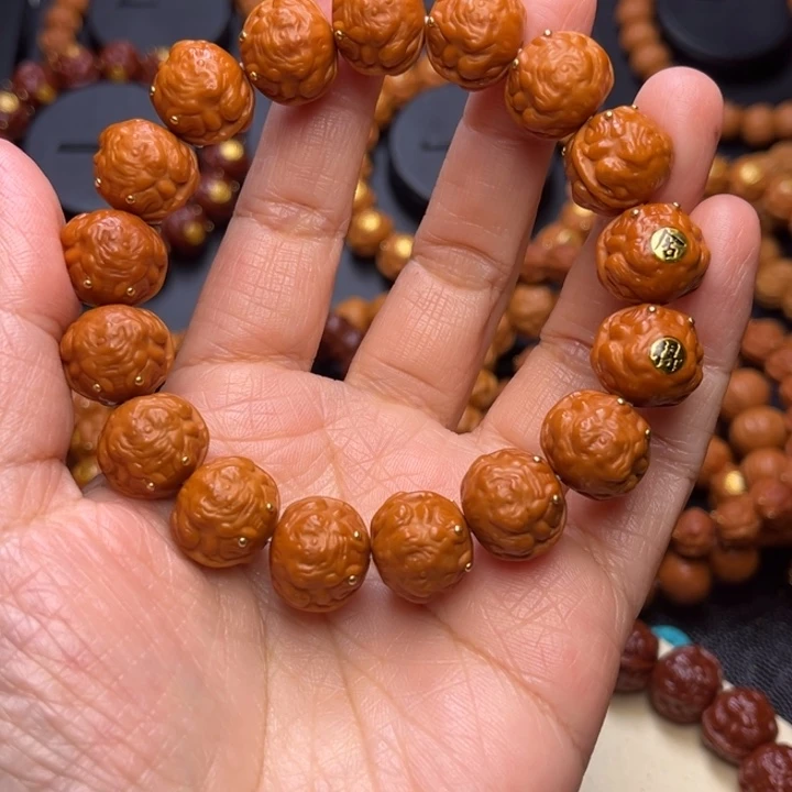 猴头核桃吊坠1.5金蟾舍得