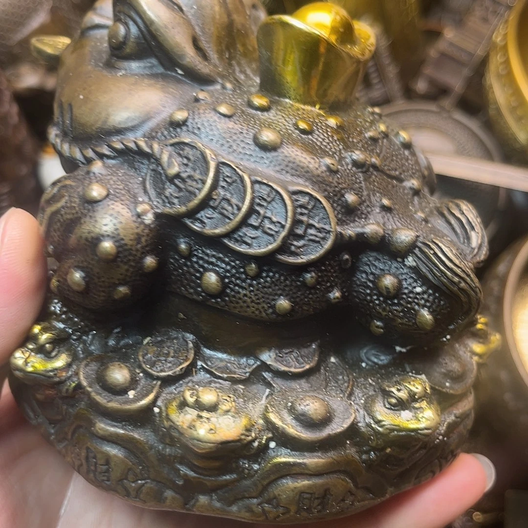精美铜器工艺品等