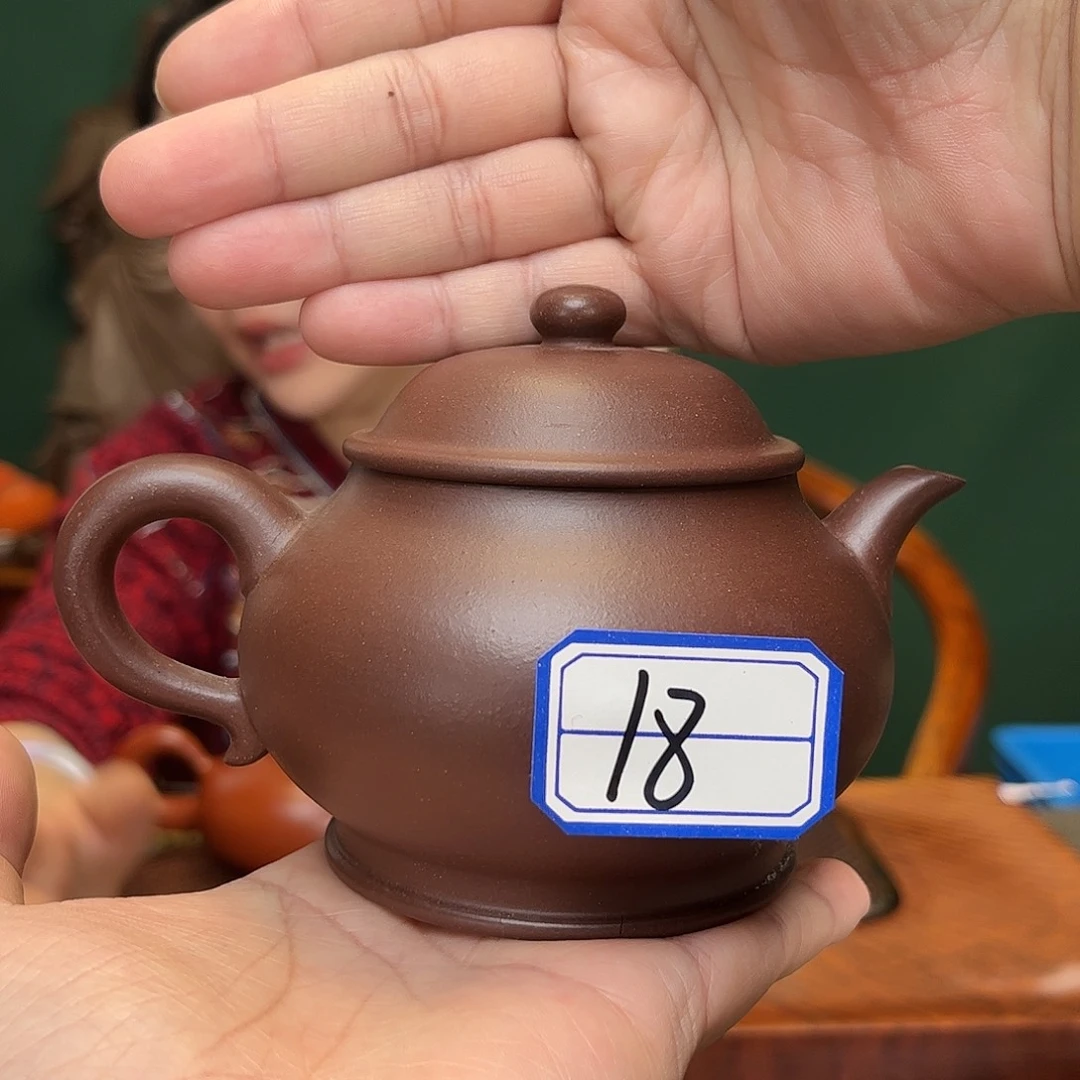 紫砂茶壶潘壶紫泥