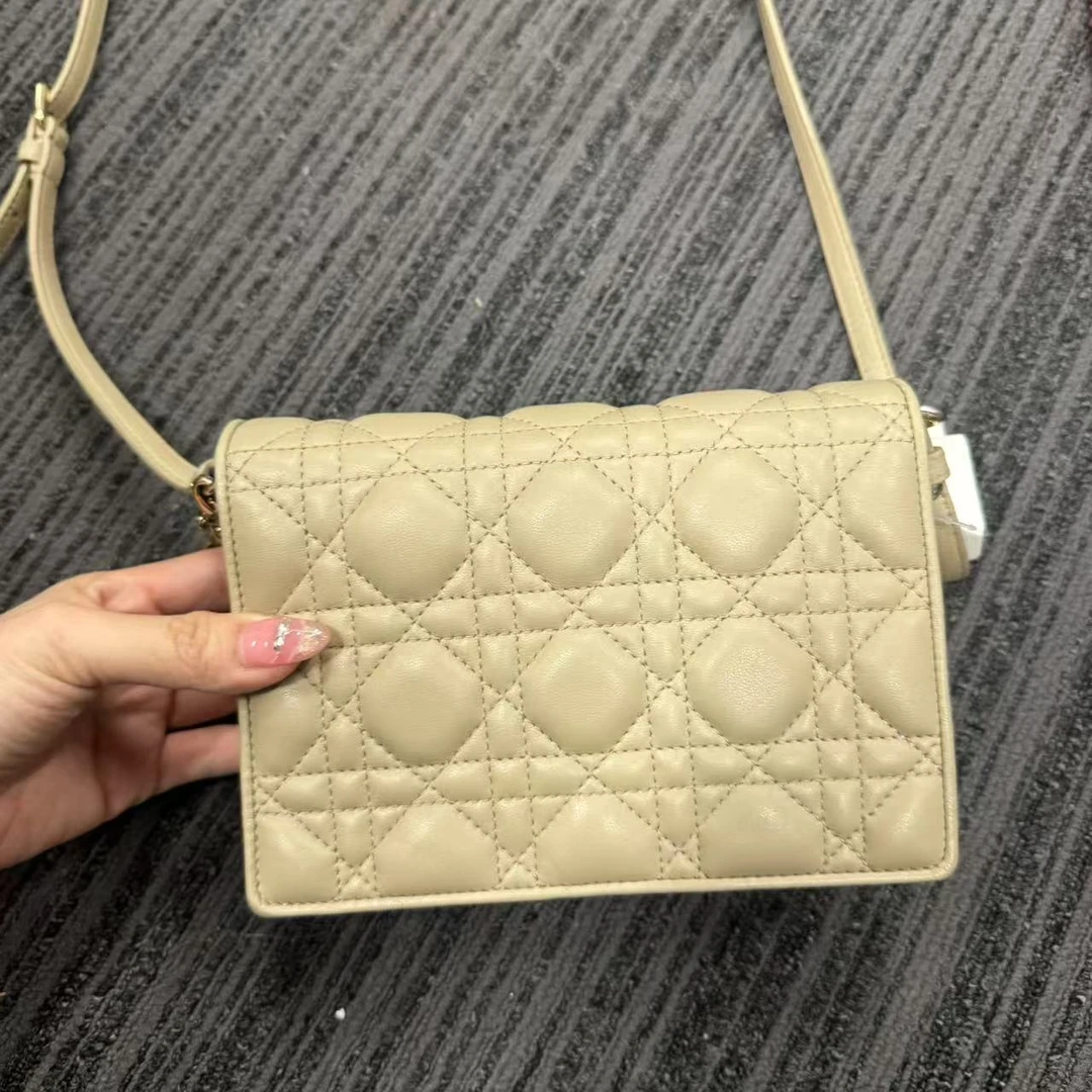 95新 DIOR/迪奥 迪奥小计黄单间包/非真假不退补不换
