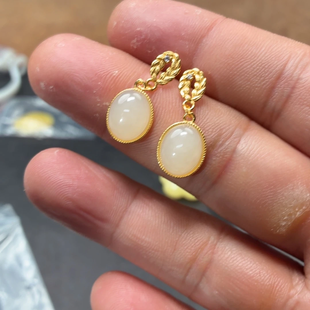 银S925镶嵌和田玉耳饰