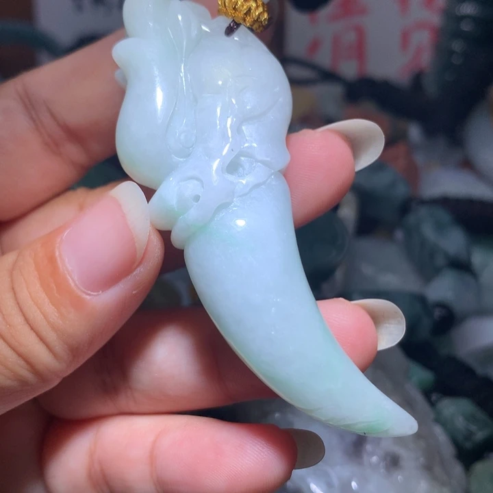 翡翠未镶嵌颈饰保真天然A货翡翠
