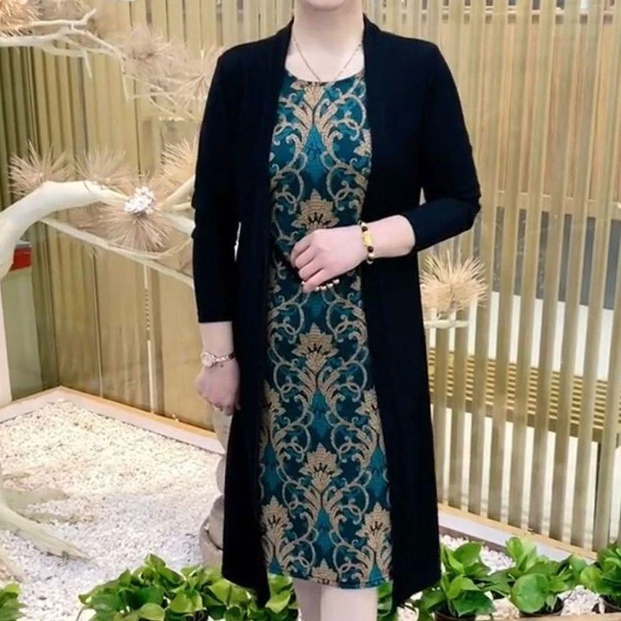 春秋季新款妈妈装时尚假两件连衣裙女洋气减龄百搭遮肉显瘦中长款