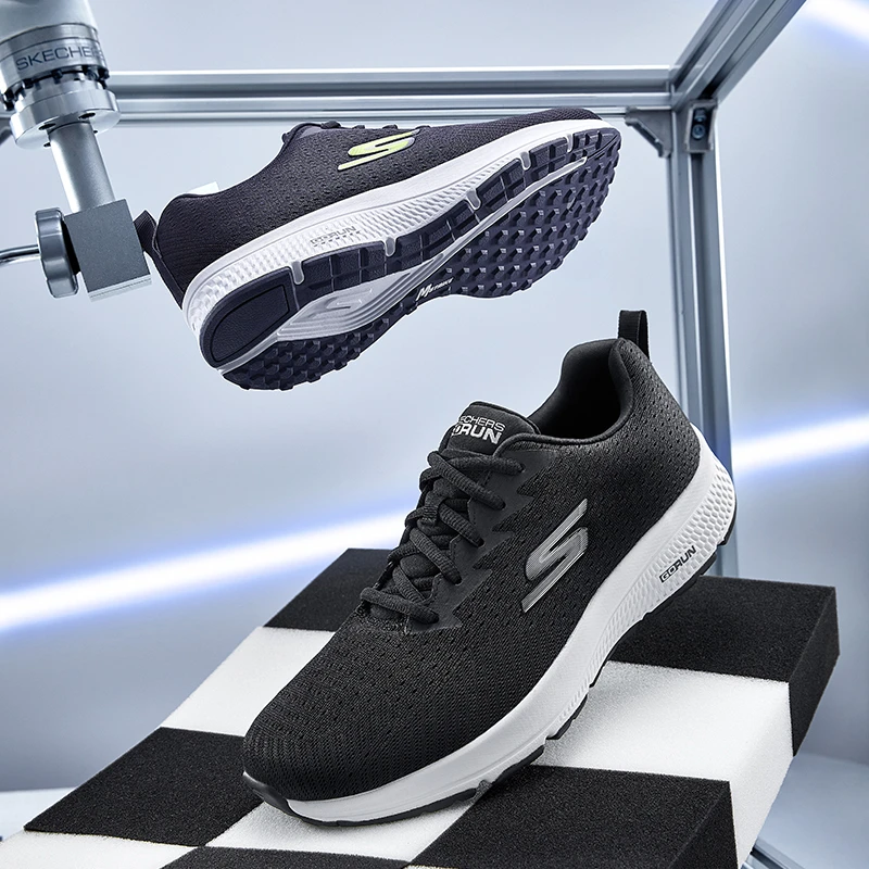 Skechers斯凯奇男鞋新款时尚轻质缓震跑步鞋回弹网面休闲鞋220375