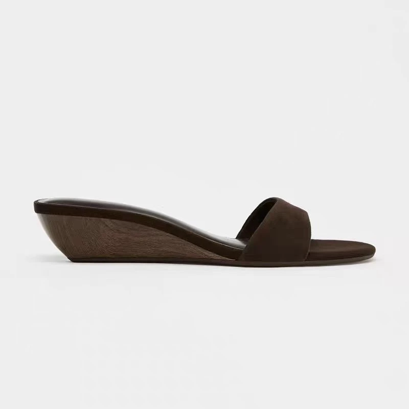 新款复古欧美春夏时髦一字跛跟5厘米跟高露趾凉拖鞋女舒适气质