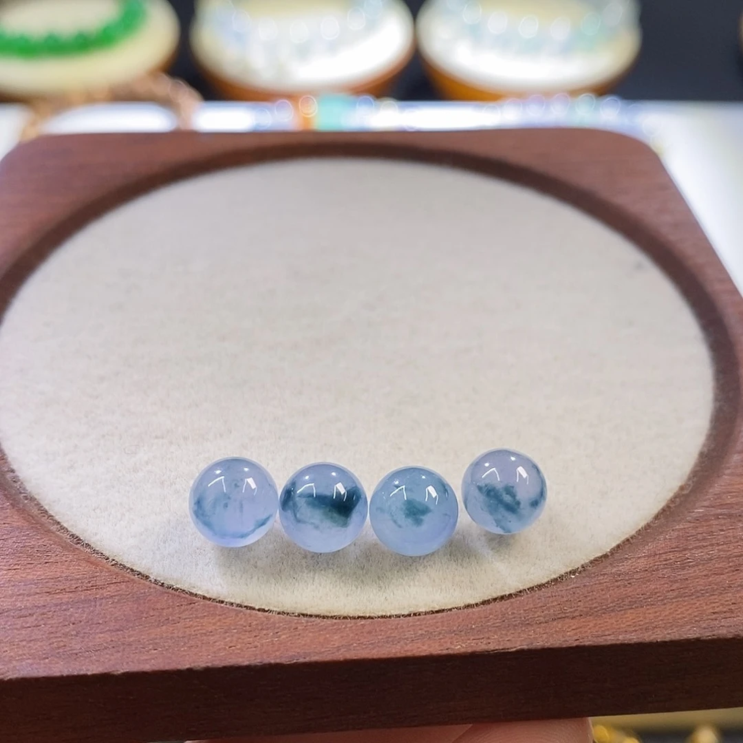 翡翠挂件未镶嵌一组